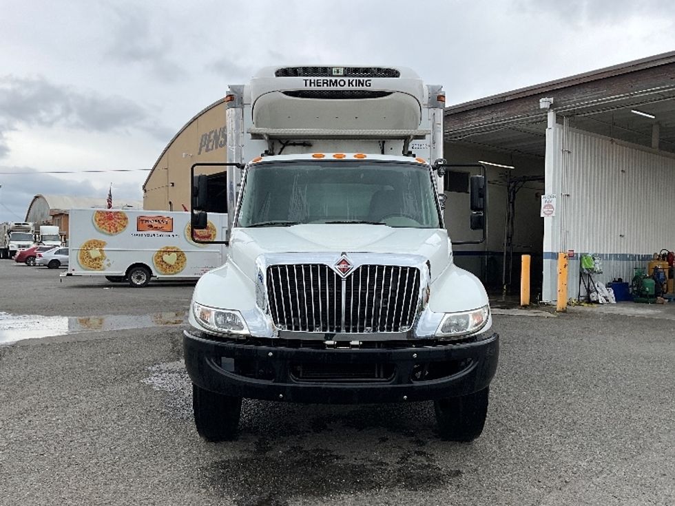 Refrigerated Truck-Light and Medium Duty Trucks-International-2019-4300-Spokane Valley-WA-93,740\n\t\tmiles-$ 44,000 - Image 2