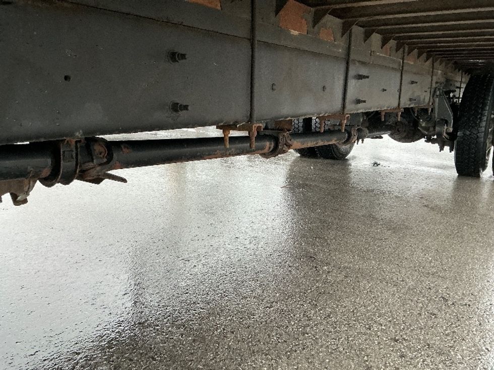 Refrigerated Truck-Light and Medium Duty Trucks-International-2019-4300-Stoney Creek-ON-238,810\n\t\tkm-$ 65,250 - Image 5