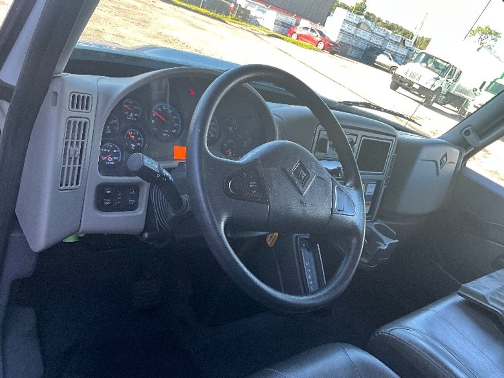 Refrigerated Truck-Light and Medium Duty Trucks-International-2019-4300-Tampa-FL-54,676\n\t\tmiles-$ 63,750 - Image 17