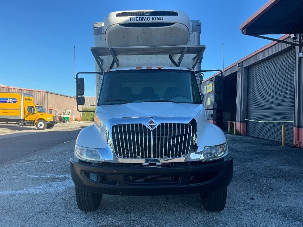 Refrigerated Truck-Light and Medium Duty Trucks-International-2019-4300-Tampa-FL-54,676\n\t\tmiles-$ 63,750 - Image 2