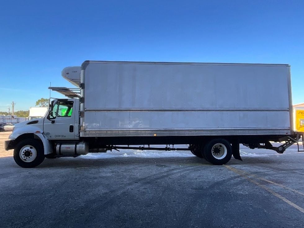 Refrigerated Truck-Light and Medium Duty Trucks-International-2019-4300-Tampa-FL-54,676\n\t\tmiles-$ 63,750 - Image 4