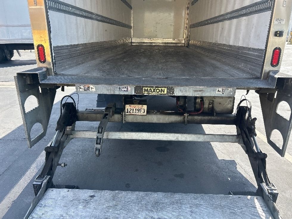 Refrigerated Truck-Light and Medium Duty Trucks-International-2019-4300-Torrance-CA-153,745\n\t\tmiles-$ 62,000 - Image 10