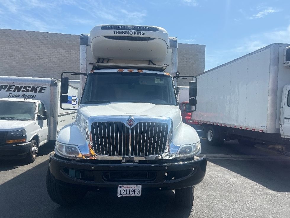Refrigerated Truck-Light and Medium Duty Trucks-International-2019-4300-Torrance-CA-153,745\n\t\tmiles-$ 62,000 - Image 2
