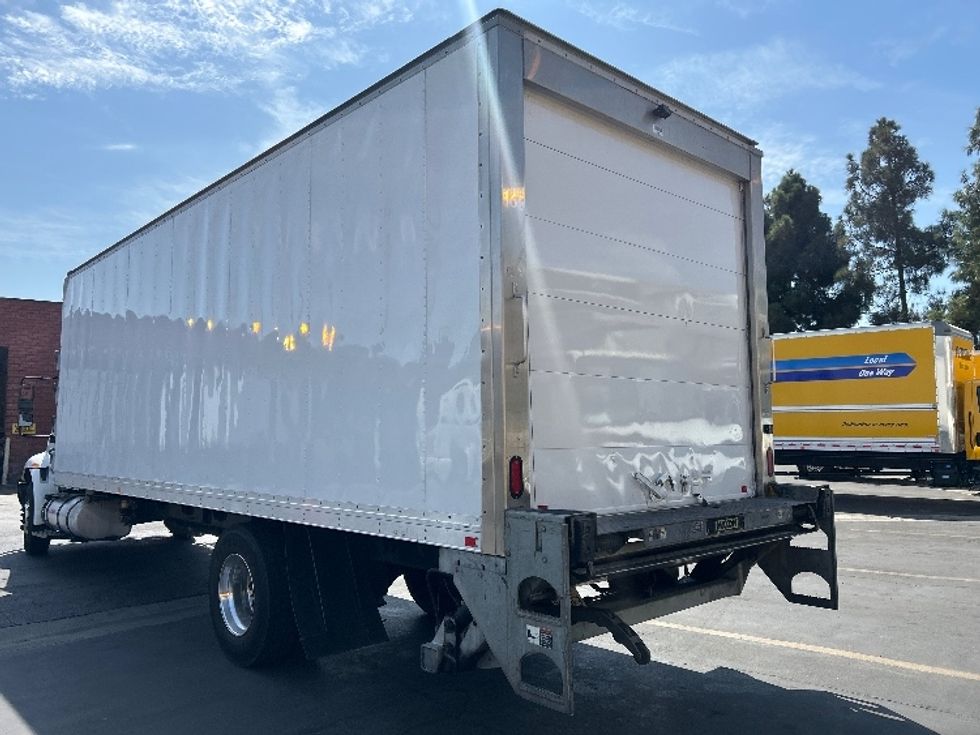 Refrigerated Truck-Light and Medium Duty Trucks-International-2019-4300-Torrance-CA-153,745\n\t\tmiles-$ 62,000 - Image 6