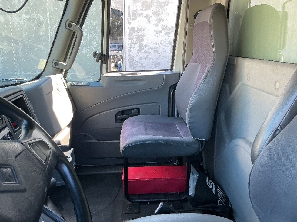 Refrigerated Truck-Light and Medium Duty Trucks-International-2019-4300-Torrance-CA-228,141\n\t\tmiles-$ 46,750 - Image 19