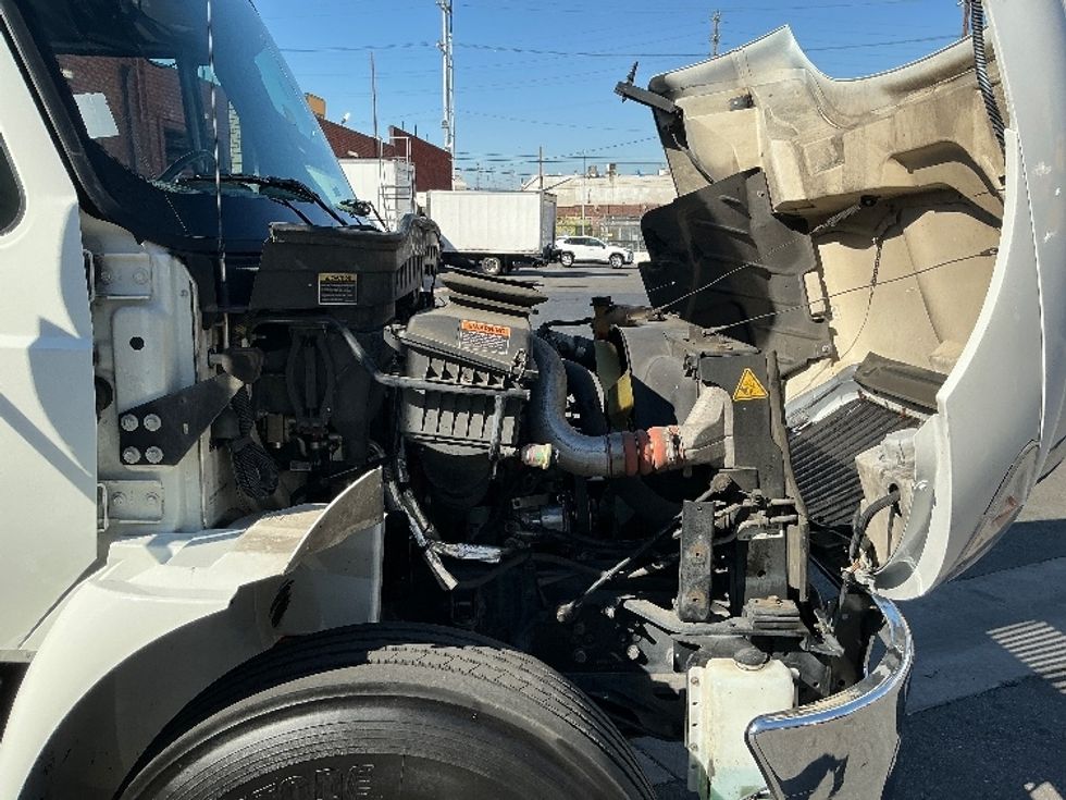 Refrigerated Truck-Light and Medium Duty Trucks-International-2019-4300-Torrance-CA-228,141\n\t\tmiles-$ 46,750 - Image 23