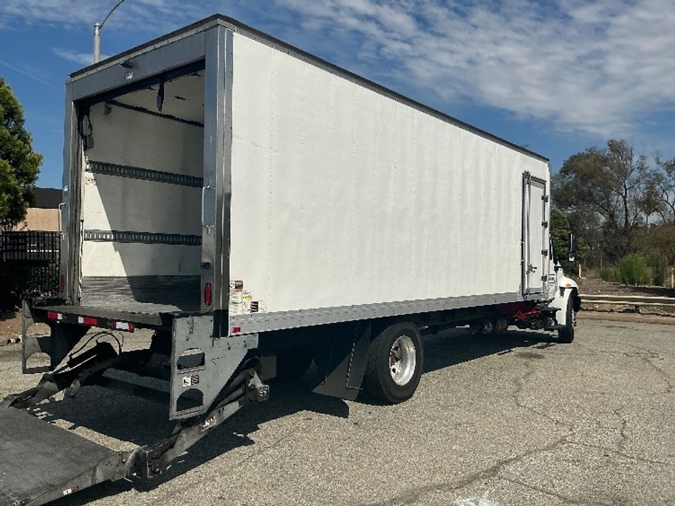 Refrigerated Truck-Light and Medium Duty Trucks-International-2019-4300-Torrance-CA-237,902\n\t\tmiles-$ 47,250 - Image 12