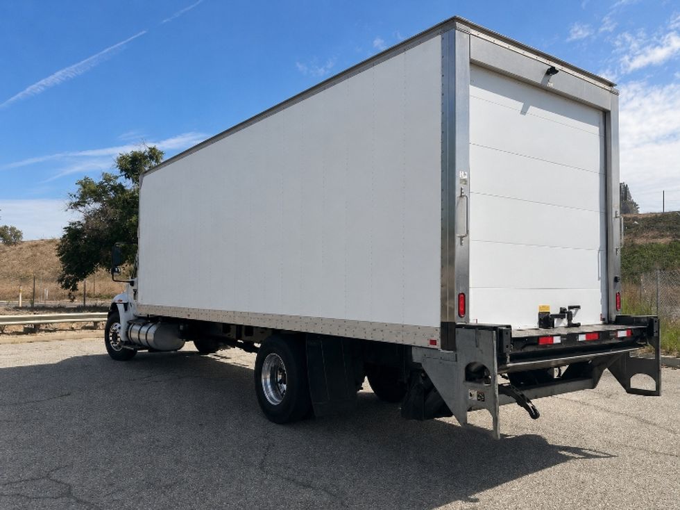 Refrigerated Truck-Light and Medium Duty Trucks-International-2019-4300-Torrance-CA-237,902\n\t\tmiles-$ 47,250 - Image 6