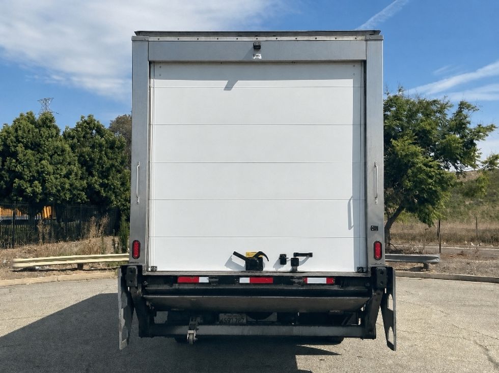 Refrigerated Truck-Light and Medium Duty Trucks-International-2019-4300-Torrance-CA-237,902\n\t\tmiles-$ 47,250 - Image 7
