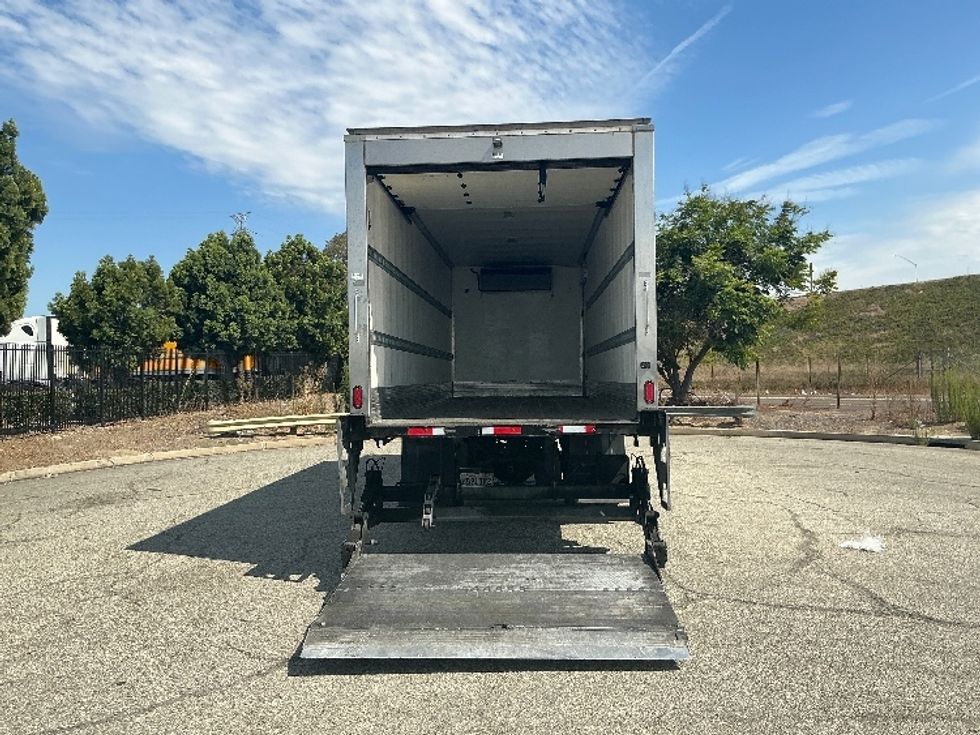 Refrigerated Truck-Light and Medium Duty Trucks-International-2019-4300-Torrance-CA-237,902\n\t\tmiles-$ 47,250 - Image 9
