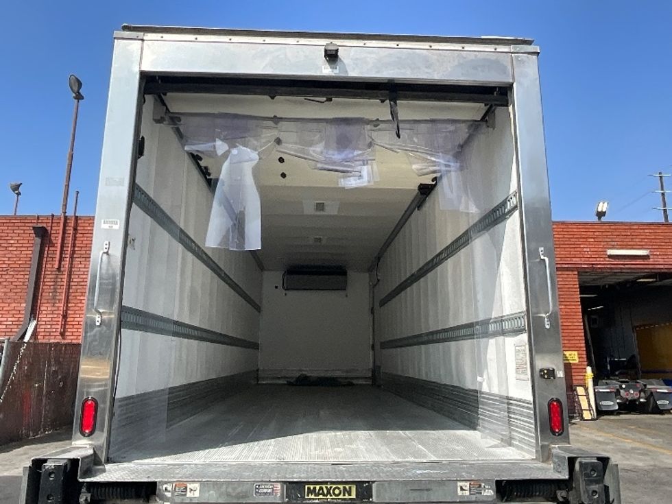 Refrigerated Truck-Light and Medium Duty Trucks-International-2019-4300-Torrance-CA-256,104\n\t\tmiles-$ 43,000 - Image 8