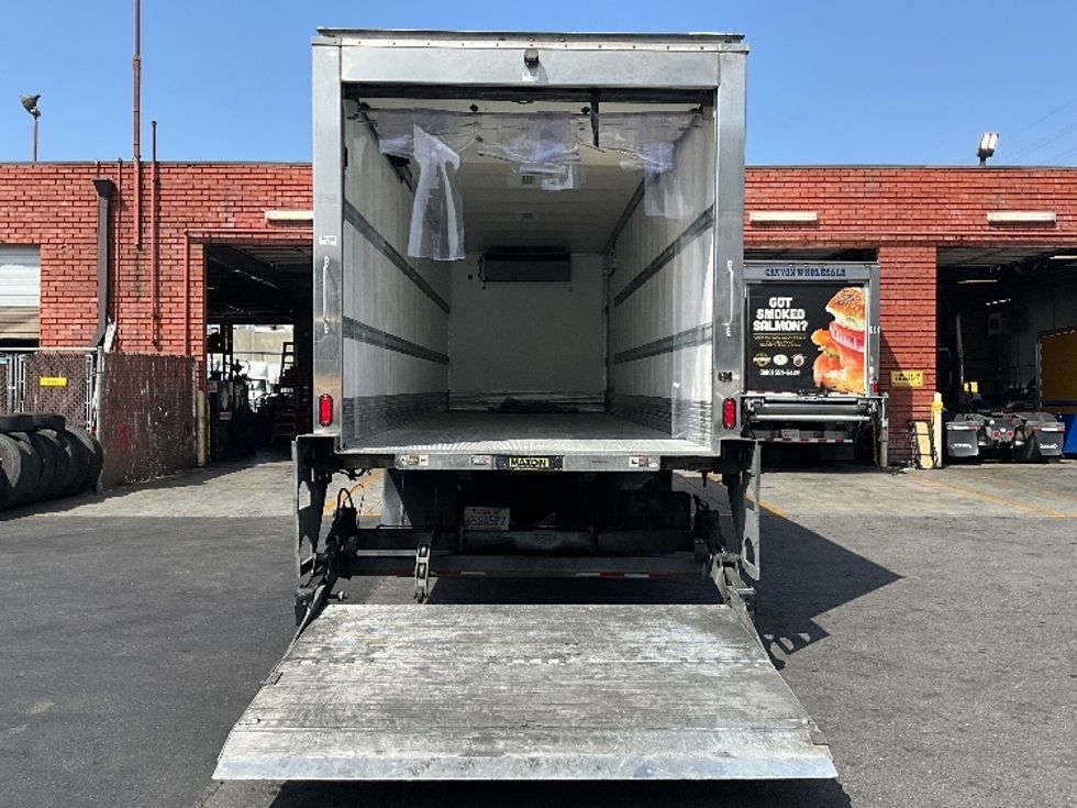 Refrigerated Truck-Light and Medium Duty Trucks-International-2019-4300-Torrance-CA-256,104\n\t\tmiles-$ 43,000 - Image 9