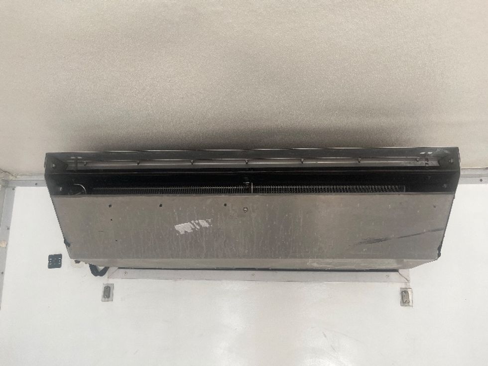 Refrigerated Truck-Light and Medium Duty Trucks-International-2019-4300-Torrance-CA-355,147\n\t\tmiles-$ 26,750 - Image 25