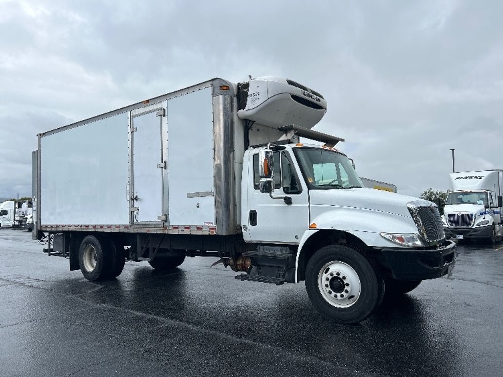 Refrigerated Truck-Light and Medium Duty Trucks-International-2019-4300-West Sacramento-CA-133,011\n\t\tmiles-$ 46,750 - Image 1