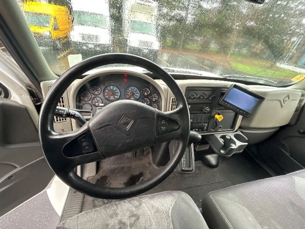 Refrigerated Truck-Light and Medium Duty Trucks-International-2019-4300-West Sacramento-CA-133,011\n\t\tmiles-$ 46,750 - Image 17
