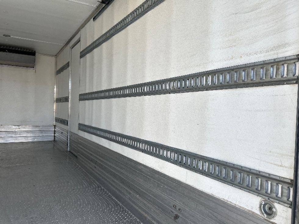 Refrigerated Truck-Light and Medium Duty Trucks-International-2019-4300-West Sacramento-CA-150,568\n\t\tmiles-$ 48,750 - Image 12