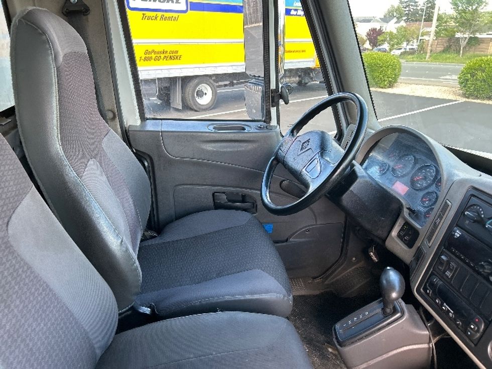 Refrigerated Truck-Light and Medium Duty Trucks-International-2019-4300-West Sacramento-CA-150,568\n\t\tmiles-$ 48,750 - Image 22