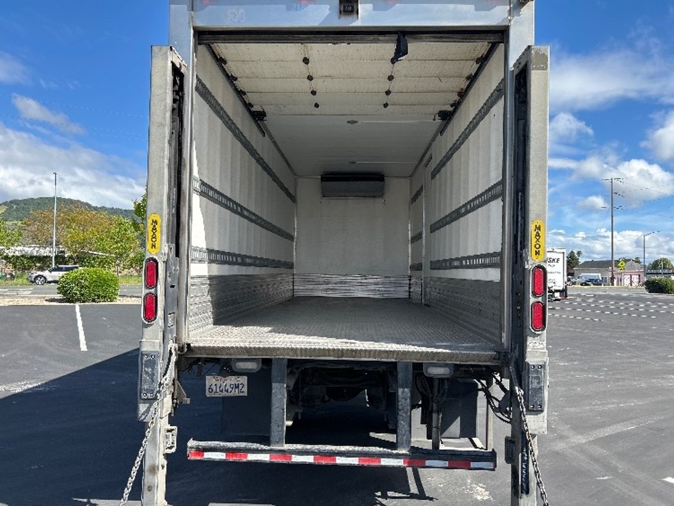 Refrigerated Truck-Light and Medium Duty Trucks-International-2019-4300-West Sacramento-CA-150,568\n\t\tmiles-$ 48,750 - Image 8