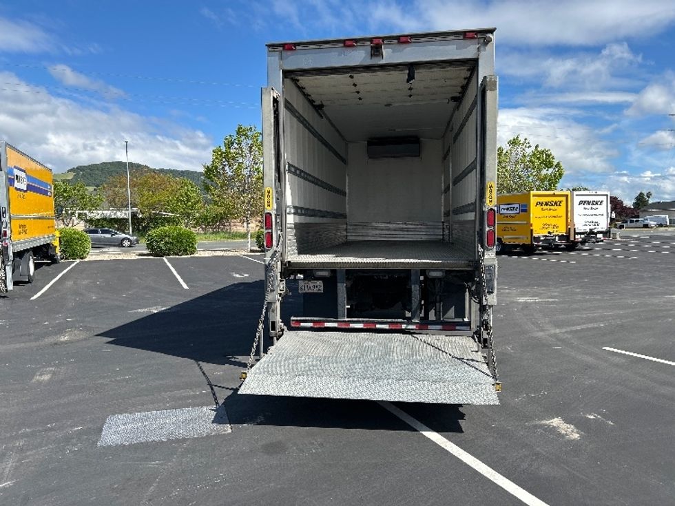 Refrigerated Truck-Light and Medium Duty Trucks-International-2019-4300-West Sacramento-CA-150,568\n\t\tmiles-$ 48,750 - Image 9