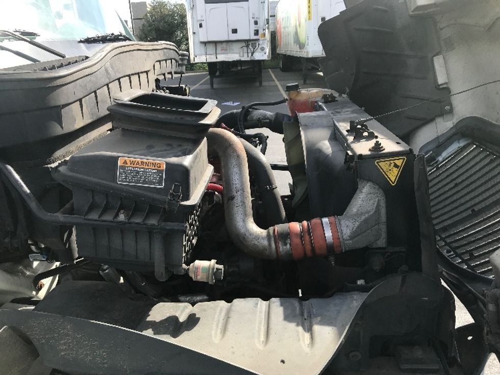 Refrigerated Truck-Light and Medium Duty Trucks-International-2019-4300-West Sacramento-CA-192,894\n\t\tmiles-$ 41,250 - Image 23