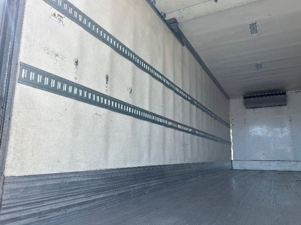 Refrigerated Truck-Light and Medium Duty Trucks-International-2019-4300-West Sacramento-CA-236,996\n\t\tmiles-$ 46,750 - Image 11