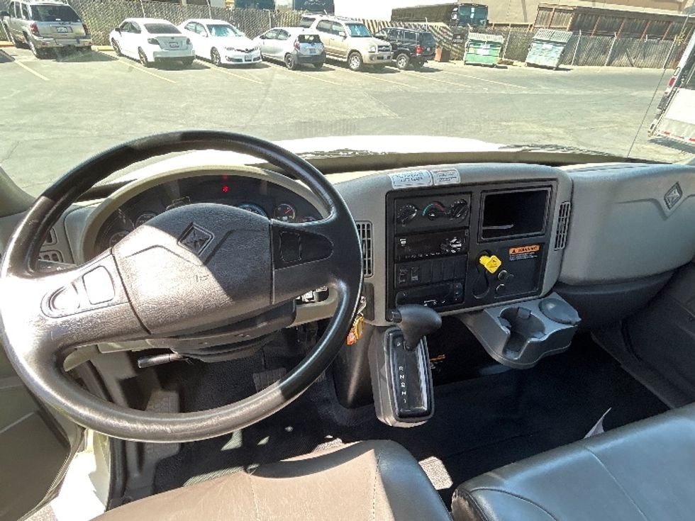 Refrigerated Truck-Light and Medium Duty Trucks-International-2019-4300-West Sacramento-CA-236,996\n\t\tmiles-$ 46,750 - Image 18
