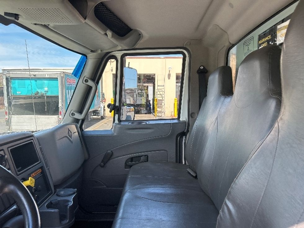 Refrigerated Truck-Light and Medium Duty Trucks-International-2019-4300-West Sacramento-CA-236,996\n\t\tmiles-$ 46,750 - Image 19