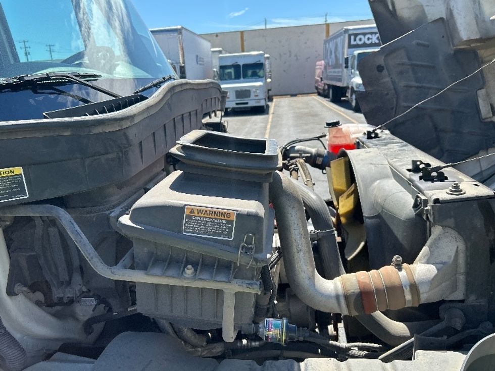 Refrigerated Truck-Light and Medium Duty Trucks-International-2019-4300-West Sacramento-CA-236,996\n\t\tmiles-$ 46,750 - Image 23