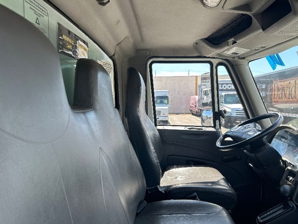 Refrigerated Truck-Light and Medium Duty Trucks-International-2019-4300-West Sacramento-CA-236,996\n\t\tmiles-$ 46,750 - Image 22