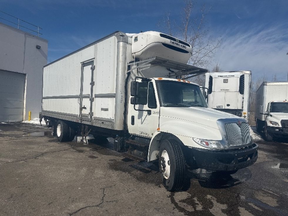 Refrigerated Truck-Light and Medium Duty Trucks-International-2019-4300-Wixom-MI-197,836\n\t\tmiles-$ 57,000 - Image 1