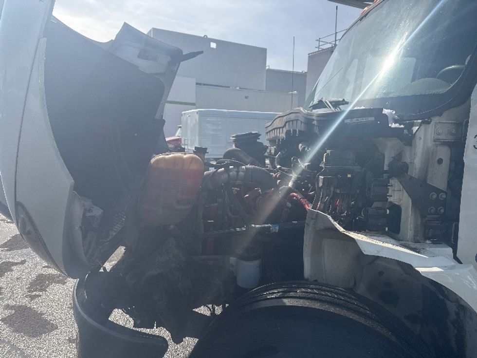 Refrigerated Truck-Light and Medium Duty Trucks-International-2019-4300-Wixom-MI-197,836\n\t\tmiles-$ 57,000 - Image 24