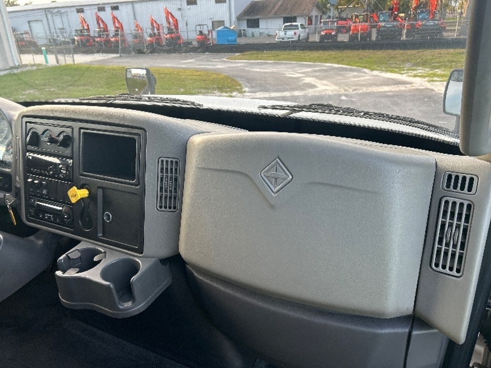 Refrigerated Truck-Light and Medium Duty Trucks-International-2019-4400-Apopka-FL-300,164\n\t\tmiles-$ 46,500 - Image 21