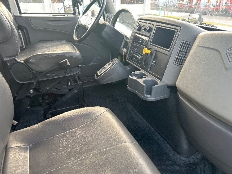 Refrigerated Truck-Light and Medium Duty Trucks-International-2019-4400-Apopka-FL-300,164\n\t\tmiles-$ 46,500 - Image 22