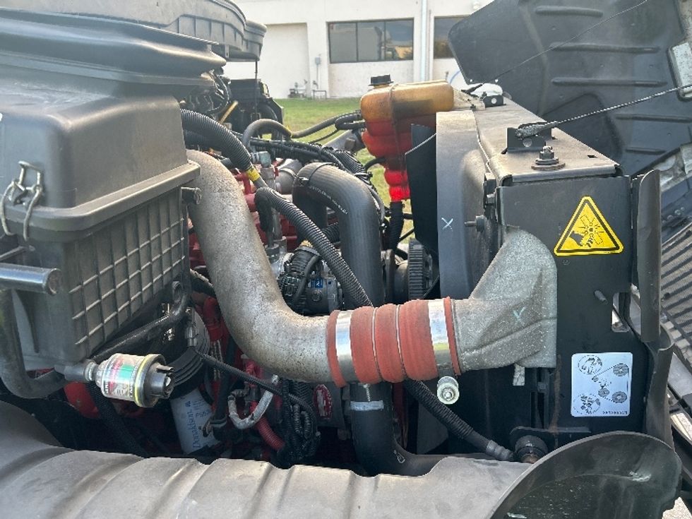 Refrigerated Truck-Light and Medium Duty Trucks-International-2019-4400-Apopka-FL-300,164\n\t\tmiles-$ 46,500 - Image 23