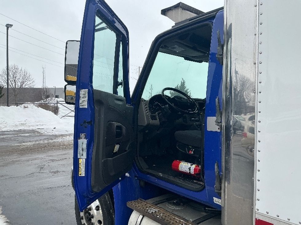 Refrigerated Truck-Light and Medium Duty Trucks-International-2019-4400-Cambridge-ON-423,537\n\t\tkm-$ 72,000 - Image 15