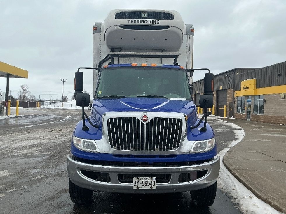 Refrigerated Truck-Light and Medium Duty Trucks-International-2019-4400-Cambridge-ON-423,537\n\t\tkm-$ 72,000 - Image 2
