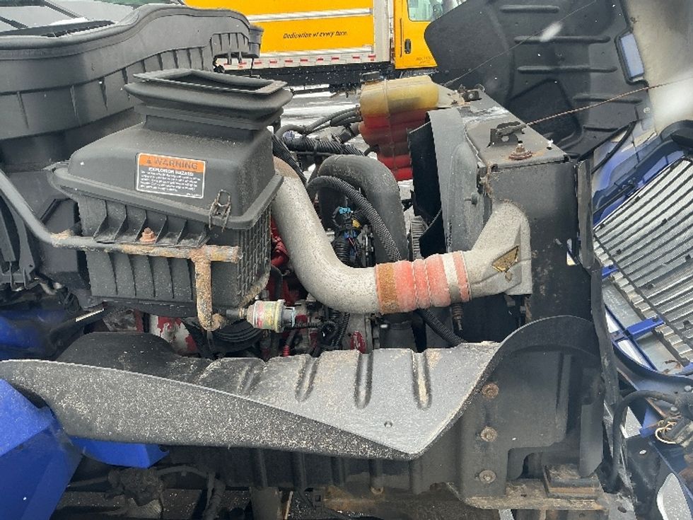 Refrigerated Truck-Light and Medium Duty Trucks-International-2019-4400-Cambridge-ON-423,537\n\t\tkm-$ 72,000 - Image 22