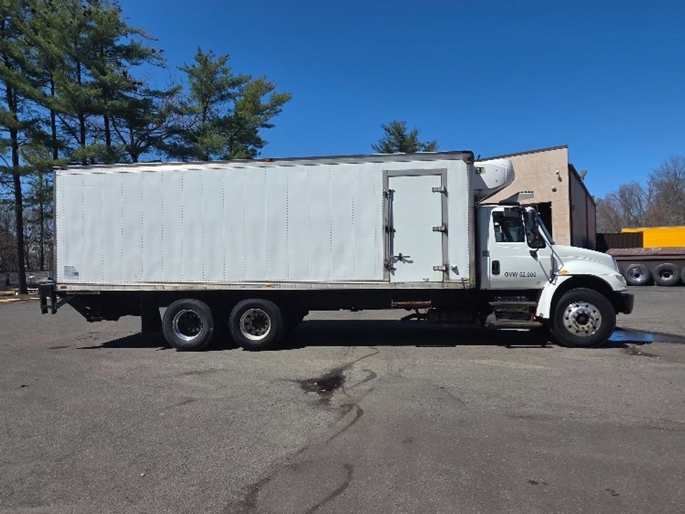 Refrigerated Truck-Light and Medium Duty Trucks-International-2019-4400-Cranbury-NJ-336,379\n\t\tmiles-$ 44,000 - Image 15