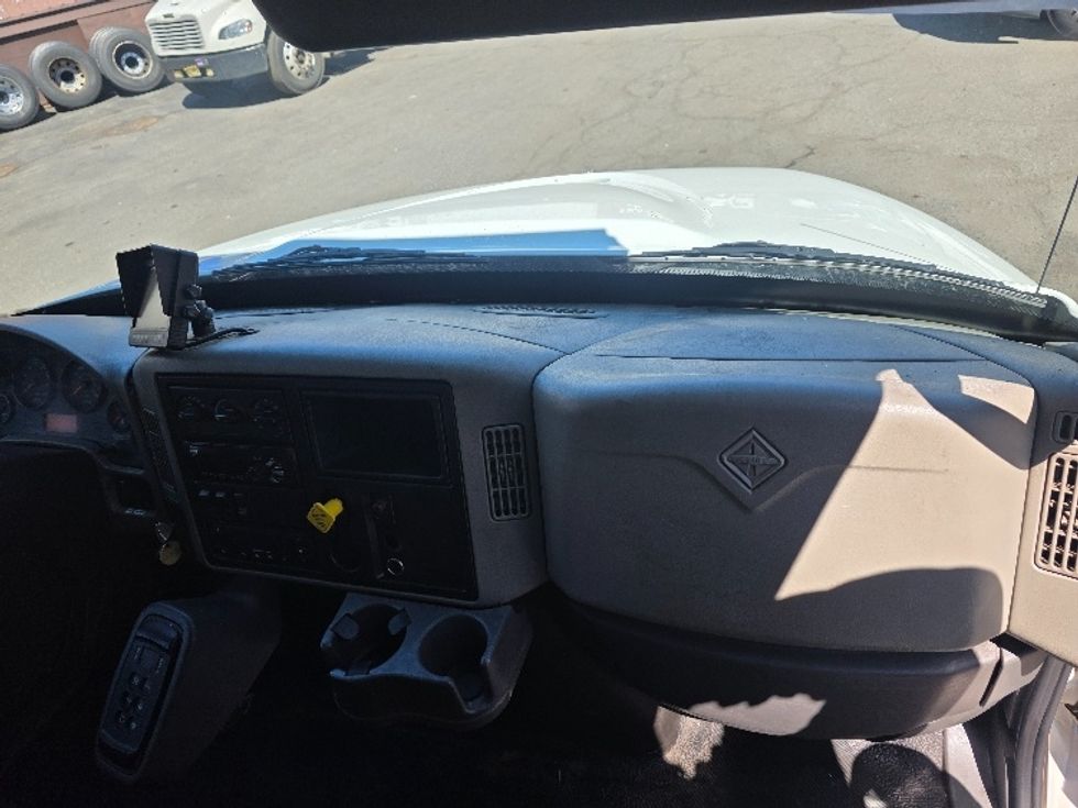 Refrigerated Truck-Light and Medium Duty Trucks-International-2019-4400-Cranbury-NJ-336,379\n\t\tmiles-$ 44,000 - Image 21