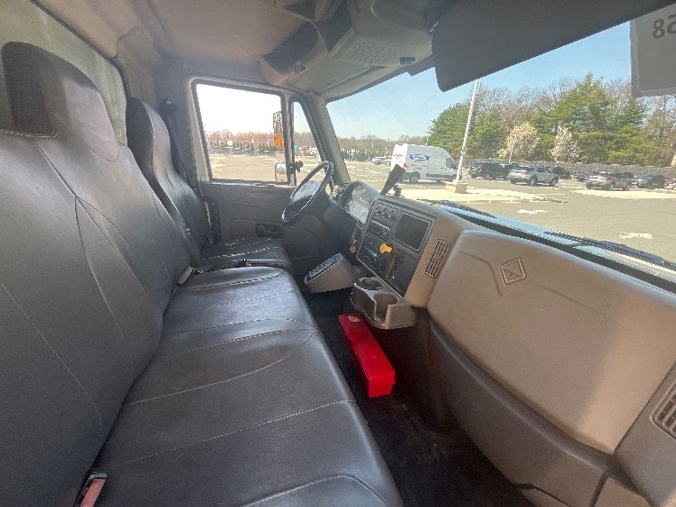 Refrigerated Truck-Light and Medium Duty Trucks-International-2019-4400-Cranbury-NJ-336,379\n\t\tmiles-$ 44,000 - Image 22