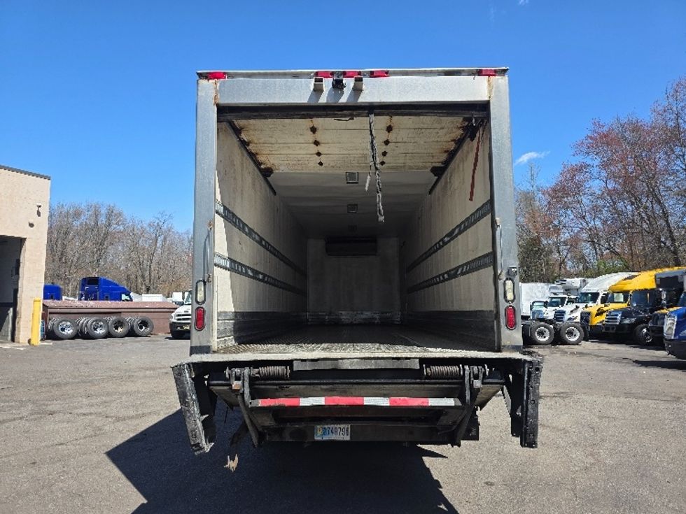 Refrigerated Truck-Light and Medium Duty Trucks-International-2019-4400-Cranbury-NJ-336,379\n\t\tmiles-$ 44,000 - Image 8