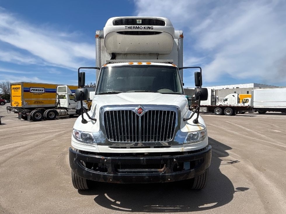 Refrigerated Truck-Light and Medium Duty Trucks-International-2019-4400-Mississauga-ON-146,813\n\t\tkm-$ 93,250 - Image 2