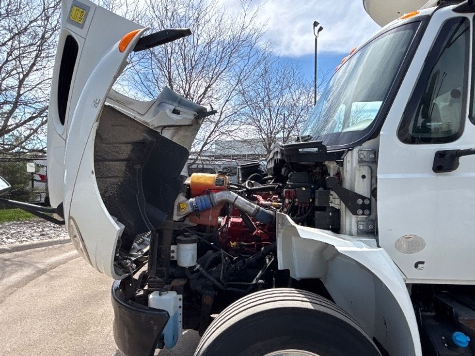 Refrigerated Truck-Light and Medium Duty Trucks-International-2019-4400-Mississauga-ON-146,813\n\t\tkm-$ 93,250 - Image 23