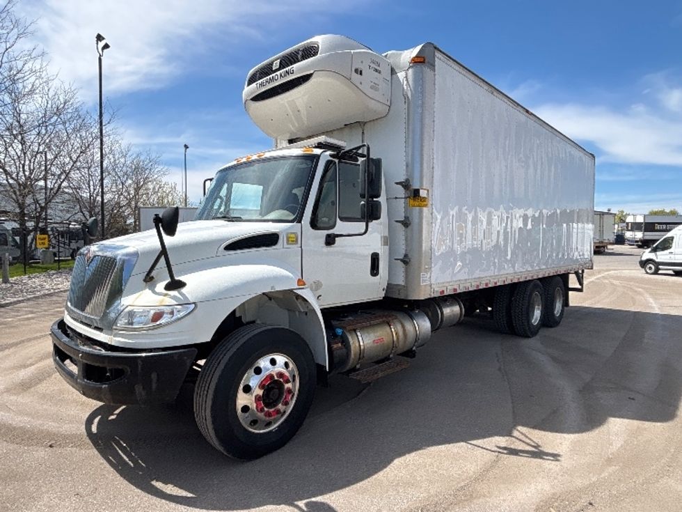 Refrigerated Truck-Light and Medium Duty Trucks-International-2019-4400-Mississauga-ON-146,813\n\t\tkm-$ 93,250 - Image 3