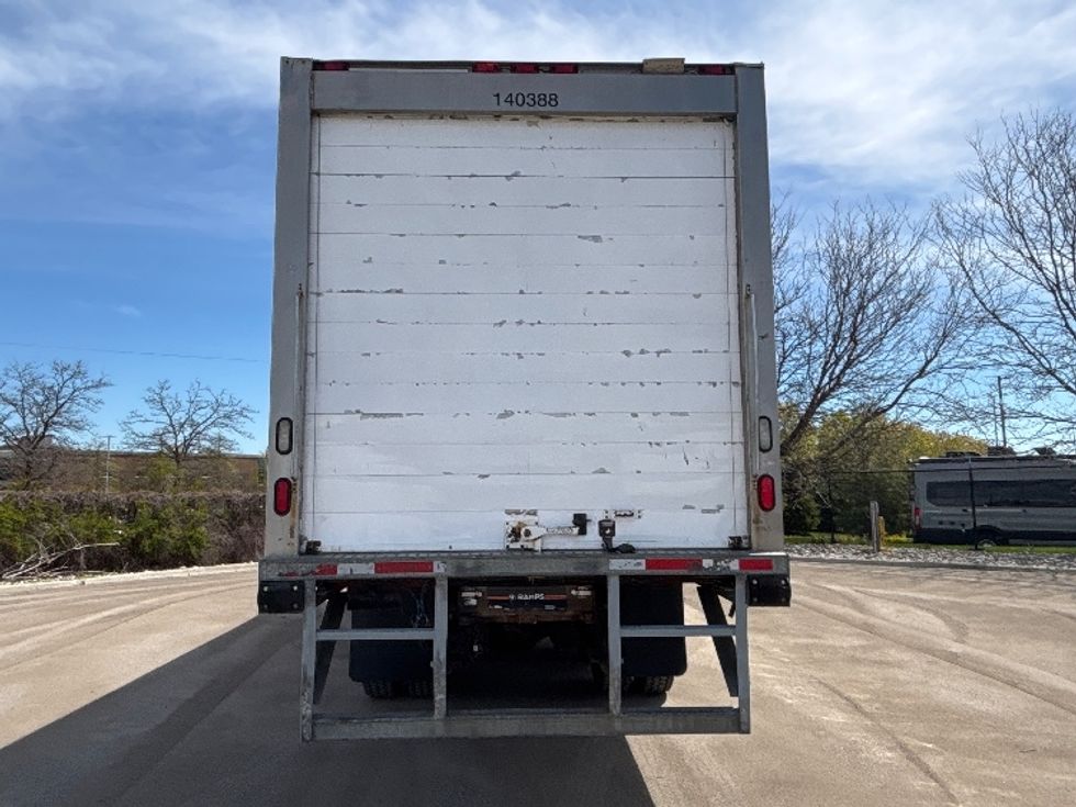 Refrigerated Truck-Light and Medium Duty Trucks-International-2019-4400-Mississauga-ON-146,813\n\t\tkm-$ 93,250 - Image 7
