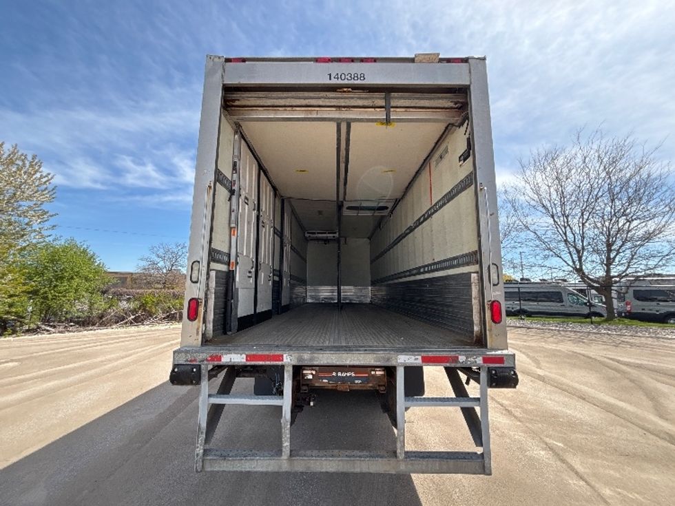 Refrigerated Truck-Light and Medium Duty Trucks-International-2019-4400-Mississauga-ON-146,813\n\t\tkm-$ 93,250 - Image 8