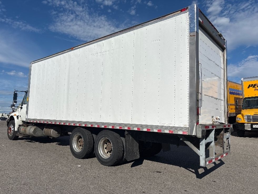 Refrigerated Truck-Light and Medium Duty Trucks-International-2019-4400-Mississauga-ON-158,424\n\t\tkm-$ 92,000 - Image 6
