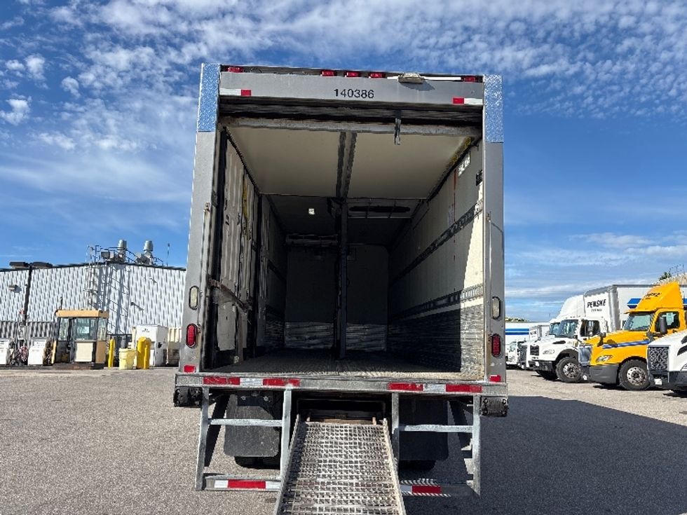 Refrigerated Truck-Light and Medium Duty Trucks-International-2019-4400-Mississauga-ON-158,424\n\t\tkm-$ 92,000 - Image 8