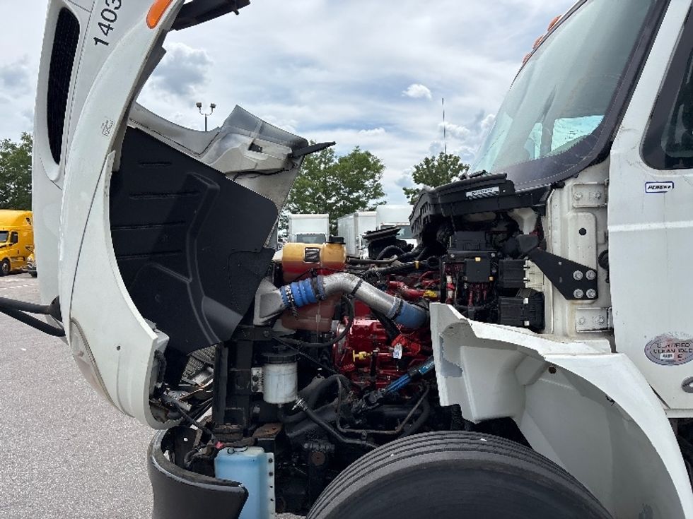 Refrigerated Truck-Light and Medium Duty Trucks-International-2019-4400-Mississauga-ON-167,112\n\t\tkm-$ 94,500 - Image 24