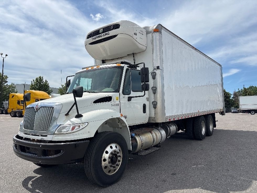 Refrigerated Truck-Light and Medium Duty Trucks-International-2019-4400-Mississauga-ON-167,112\n\t\tkm-$ 94,500 - Image 3